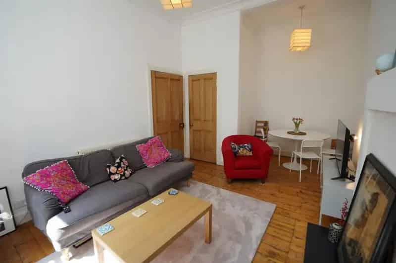 3 Bedroom Flat to Rent