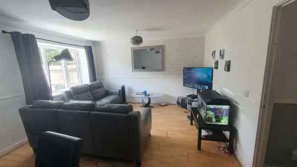 House For Rent in Surrey Heath, England