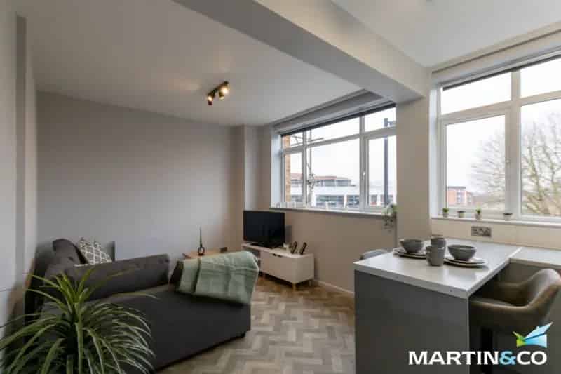 2 Bedroom Flat To Rent