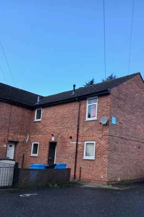 3 bed house in Farnworth