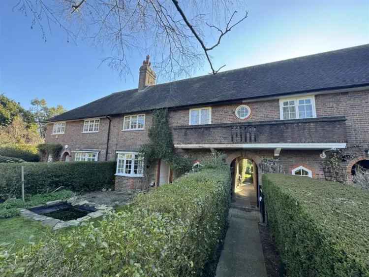 2 Double Bedroom Maisonette Hampstead Garden Suburb Zero Deposit Available