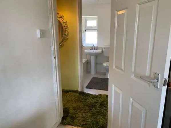 Flat For Rent in Walsall, England