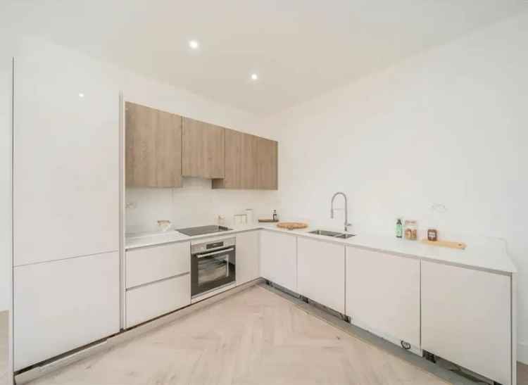 Industrial property For Sale , London, England