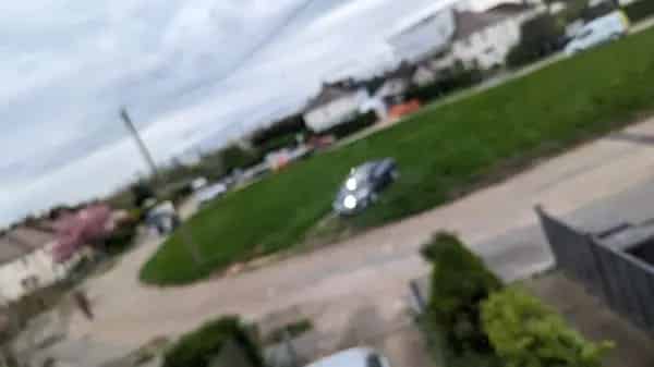 3 Bed House New Roof Driveway Large Garden