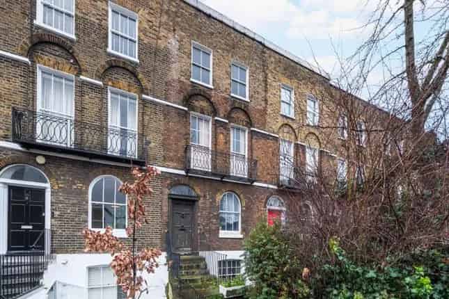 Terraced House for Sale Islington N1