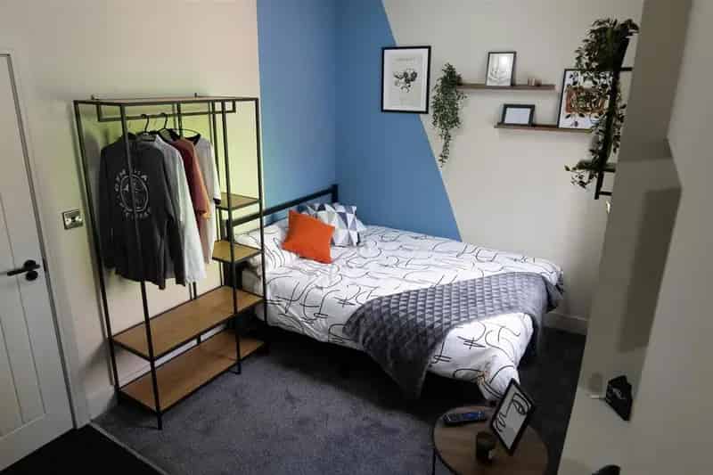 Studio to Rent