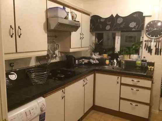 Bungalow For Rent in Staffordshire Moorlands, England