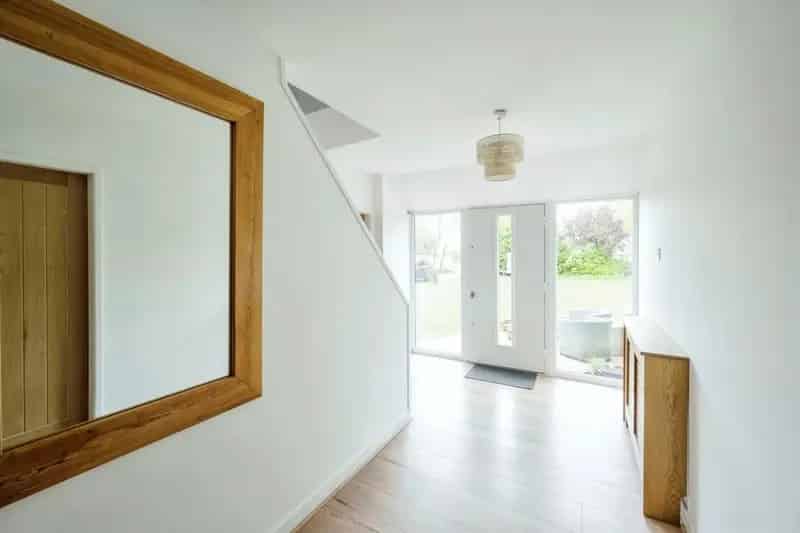 Four Bedroom Family Home with Large Garden and Planning Permission