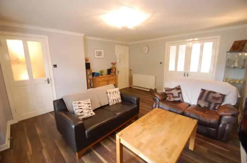 3 Bedroom Terraced House for Sale in Scotland