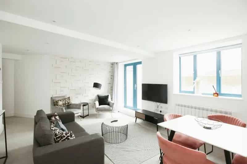 Flat For Sale , Victoria Parade, Torquay, England