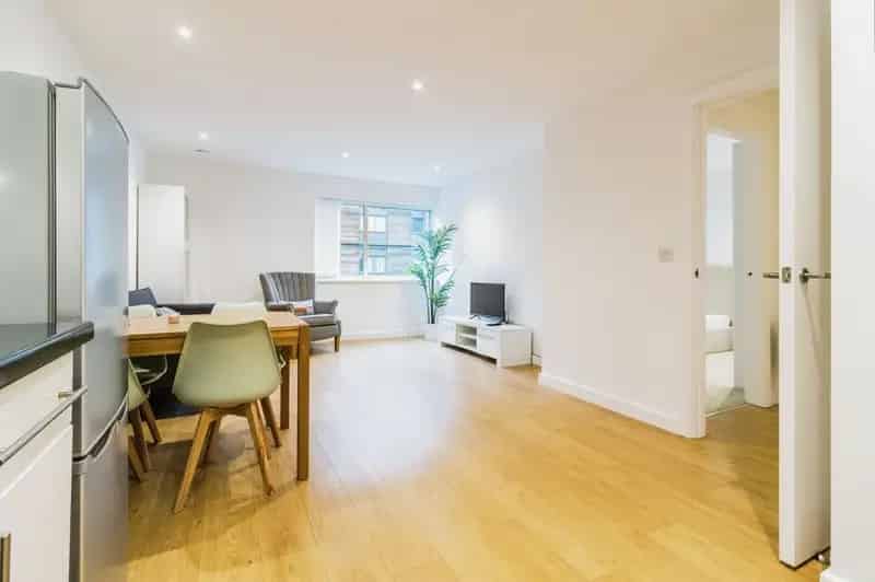1 bedroom  Flat for sale, Salford, M50