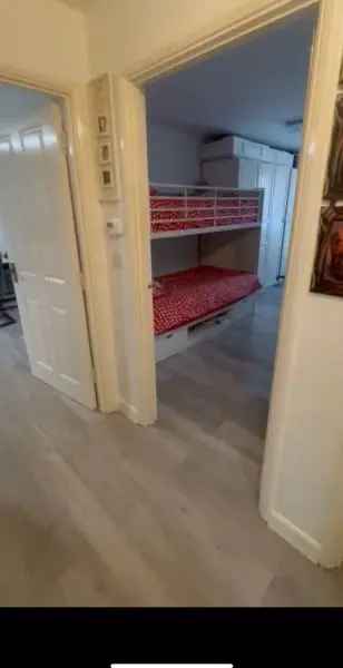 2 Bed Flat near Wood Green Station