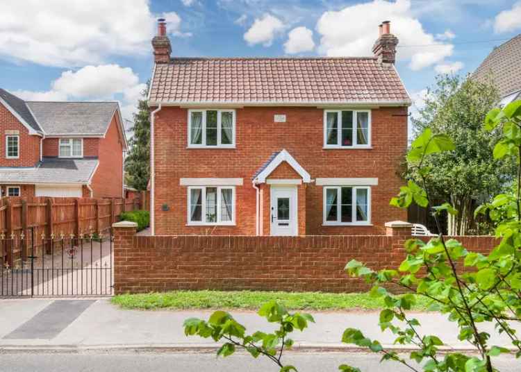 3 Bedroom Detached House for Sale Large Garden Refurbished
