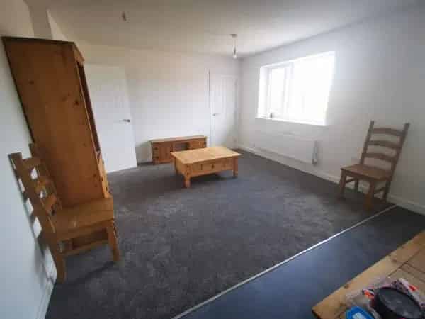 Spacious Maisonette with Private Garden and Parking