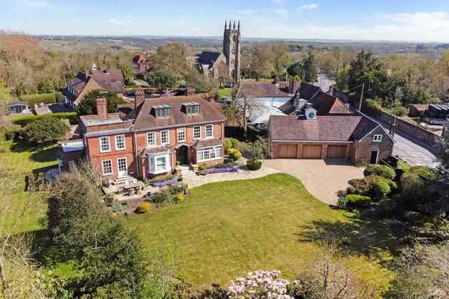 Detached House for Sale in Judges Hill Northaw