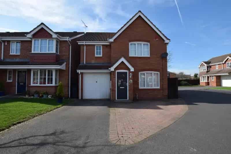 3 Bedroom Detached House to Rent in Derby