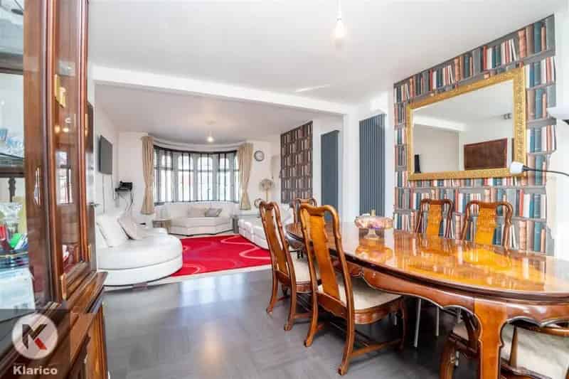 4 Bedroom Semi Detached House for Sale Birmingham