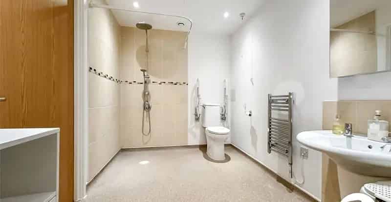2 Bedroom Retirement Apartment for Sale Regis Gate