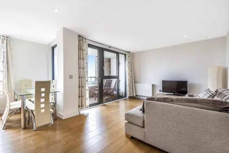 3 Bedroom Apartment House to Rent