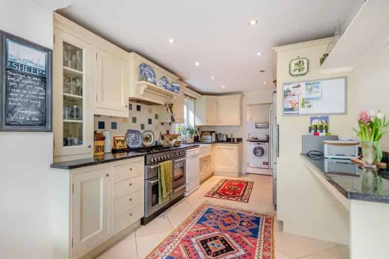 Five Bedroom Detached Family Home Near Holt Town Centre