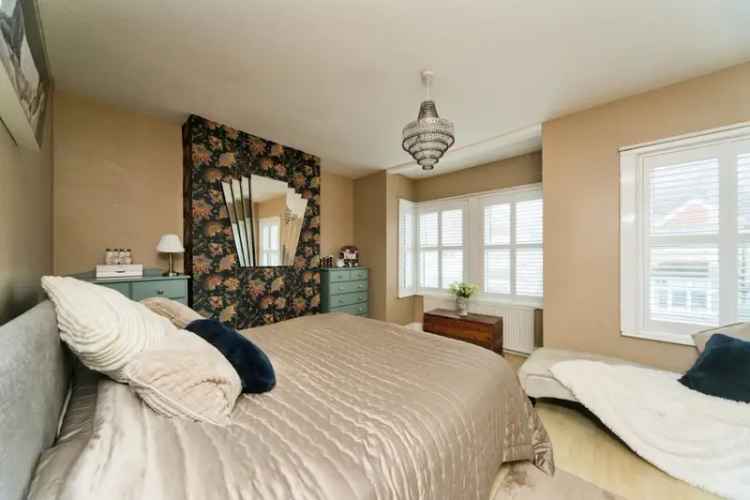 Stunning 3-Bedroom End Terrace House For Sale