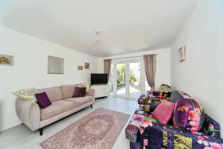Five Bedroom Detached House Larkswood Eastbourne