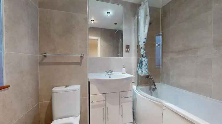 5 Bedroom Semi-Detached House to Rent Chingford Mount