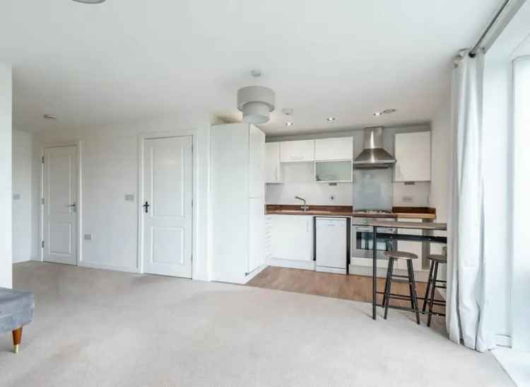 Furnished Studio Apartment near Victoria Park Hackney Wick