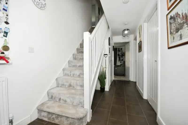 4 Bed Detached House for Sale