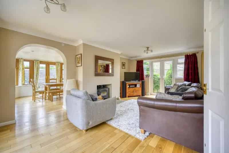 5 Bedroom Detached House for Sale in South Cerney
