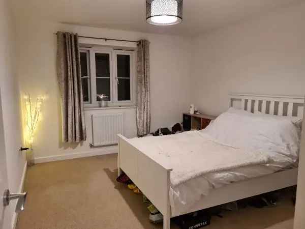 Flat For Rent in Mid Sussex, England