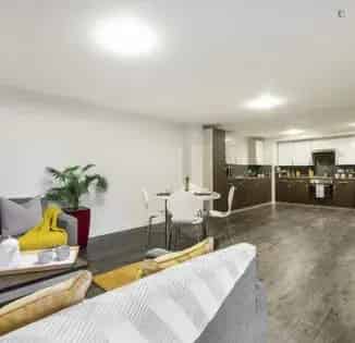 1 room room of 14 m² in Sheffield