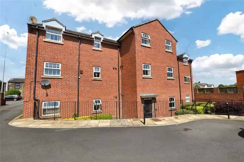 Flat For Sale , Leeds, England
