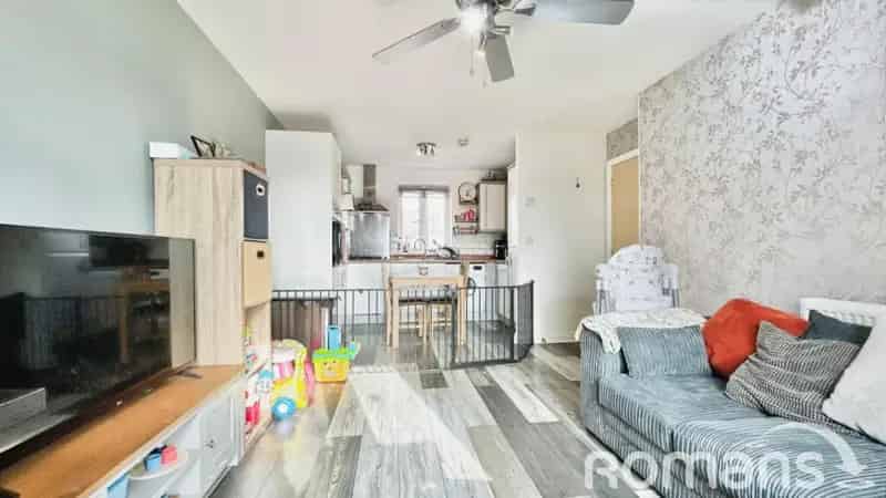 2 Bedroom Apartment for Sale Spacious Contemporary Home