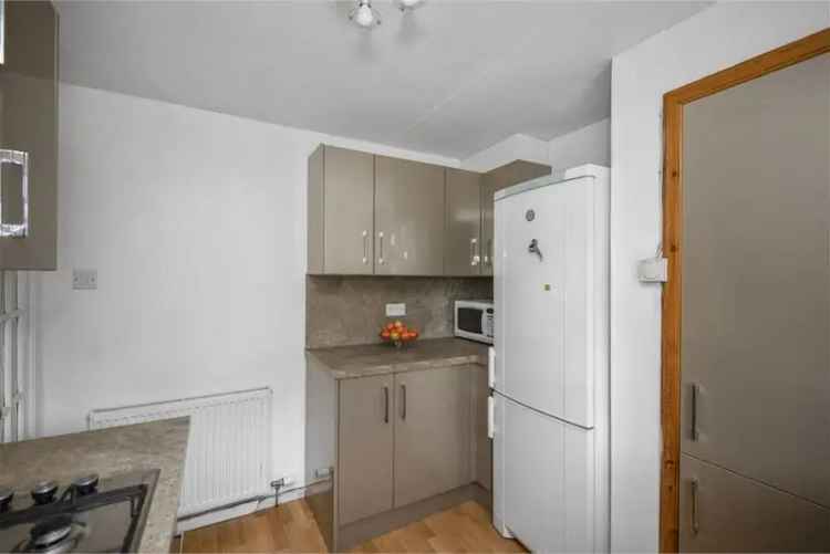 2 Bed House - Terraced with 2 Reception Rooms