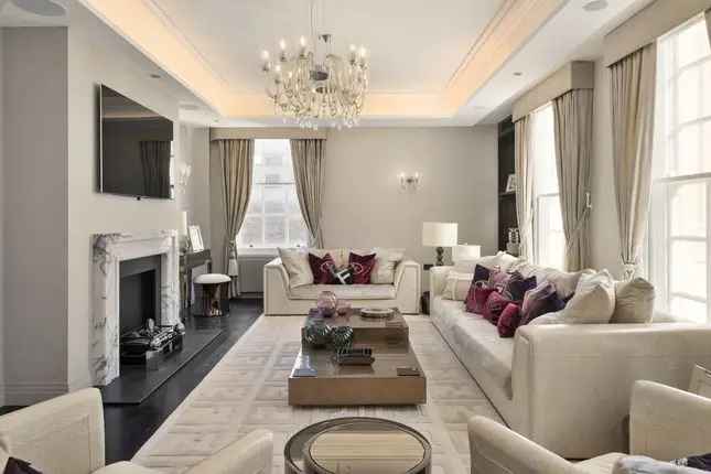 Luxury Flat for Sale in Portman Square London W1H