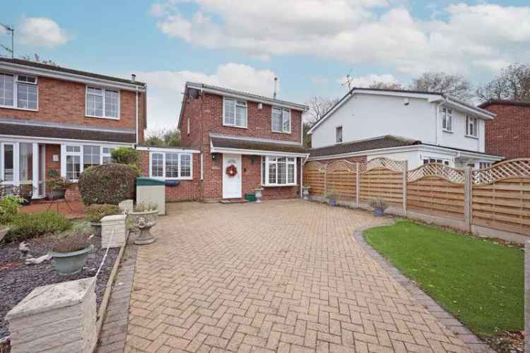 3 bedroom link detached house for sale