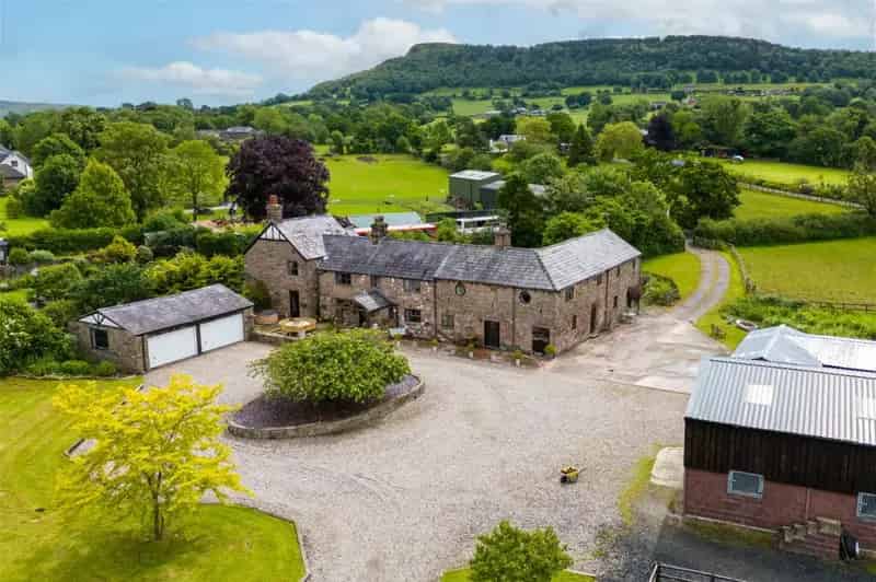 Equestrian Business & Holiday Let - 11 Acres - Stone Farmhouse