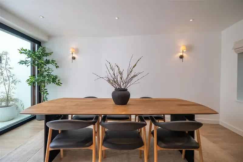 The Mews Houses at The Chalk Yard: Sustainable Modern Living in Lewes