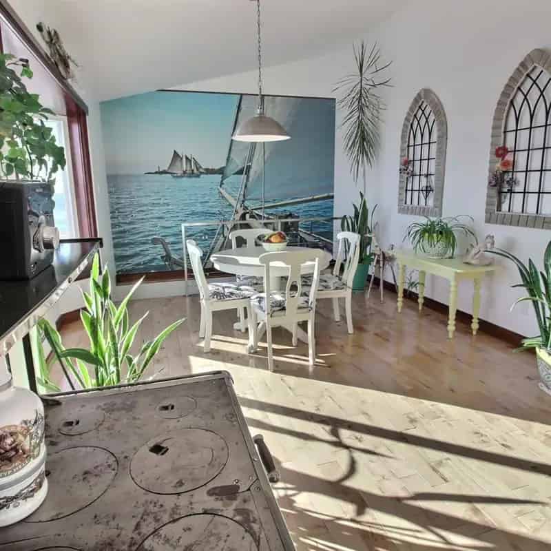 Waterfront House with Private Beach Access and Breathtaking Views