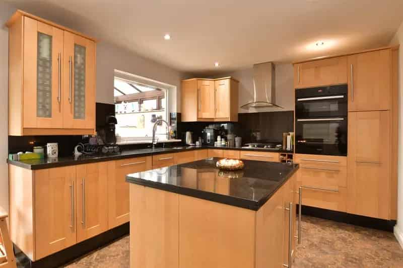 4 Bedroom Detached House for Sale Near Mill Meadows