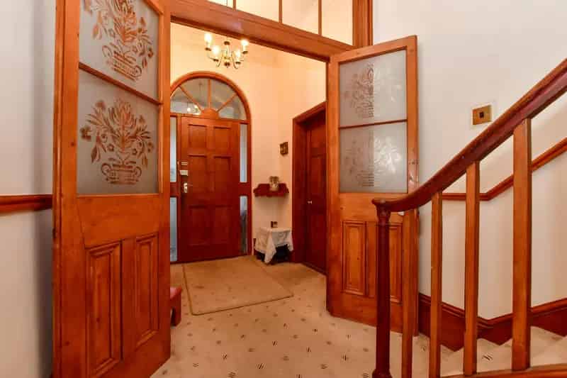 Grade II Listed 6 Bedroom Detached House Walmer
