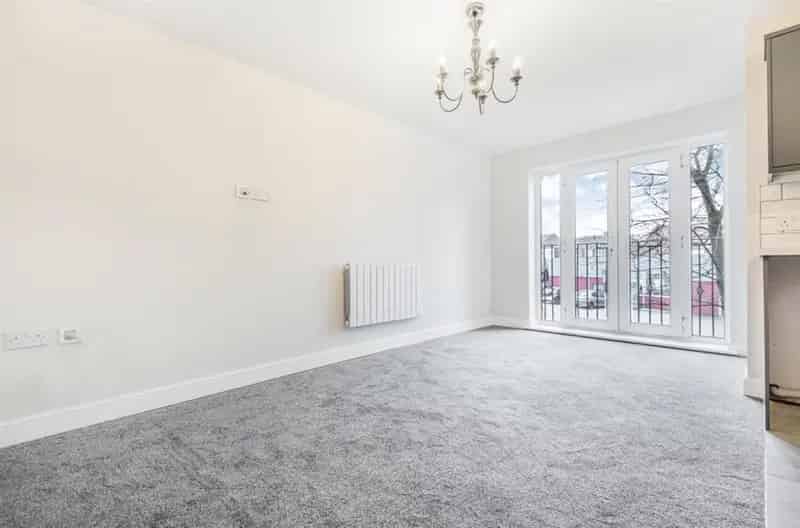 2 Bedroom Flat to Let Near Walkden Train Station