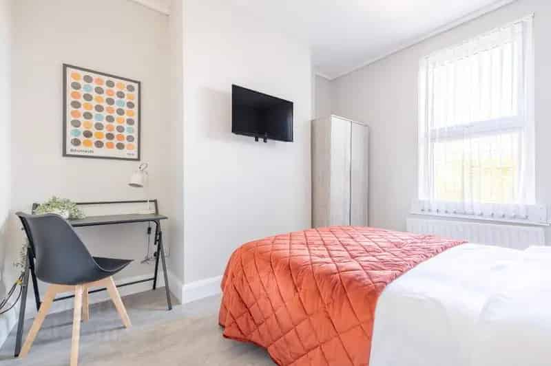 Double Room in Modern Lurgan House Share