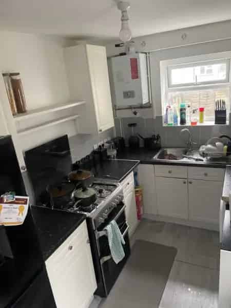 2 Double Bedroom House Secure Council Tenancy Near Amenities