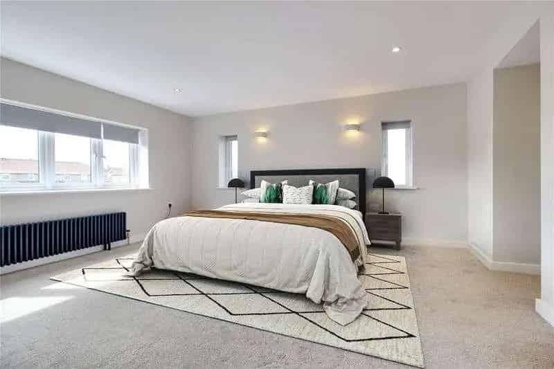 5 Bed Detached House for Sale