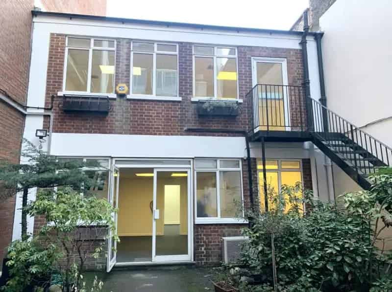 Self Contained Unit with Reception Kitchen and WC