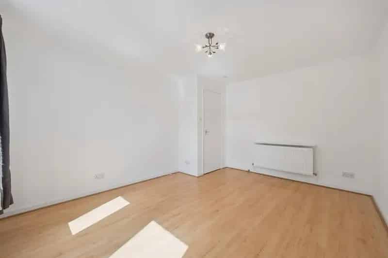2 Bedroom Apartment to Rent in Scotland