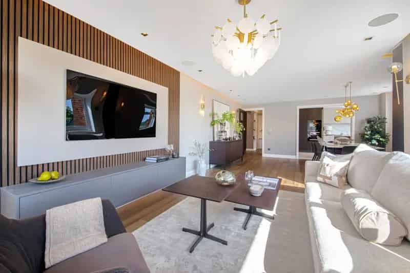 3 Bedroom Penthouse Apartment South Hampstead