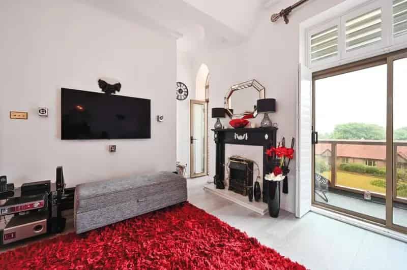 3 Bedroom Apartment Rottingdean Place Luxury Amenities Pool Gym